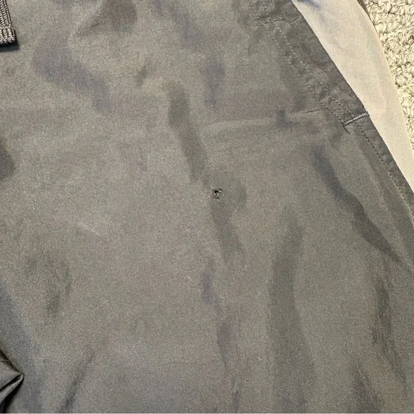 Under Armour Black and Gray Athletic Pants - Picture 5 of 10